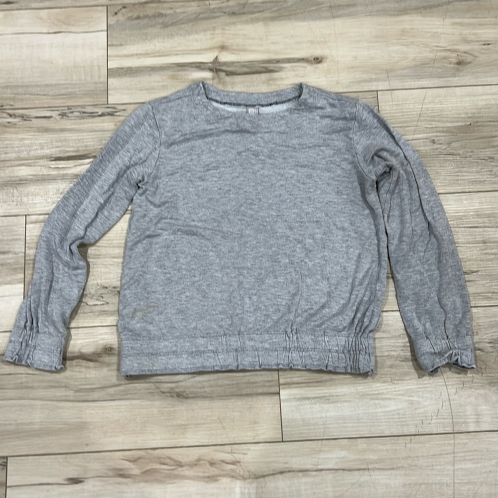 Athleta Girls adorable shirt